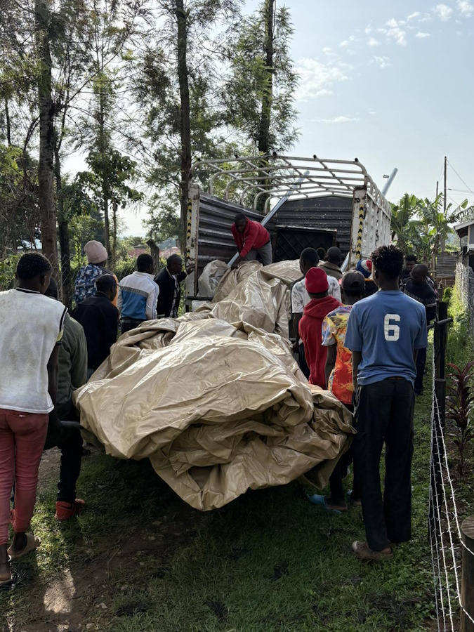 click to see larger images tent building